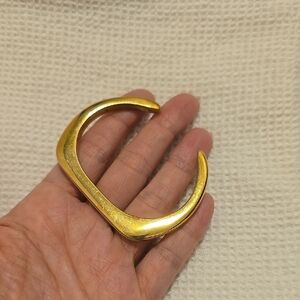 Elegant Gold Women's Bracelet